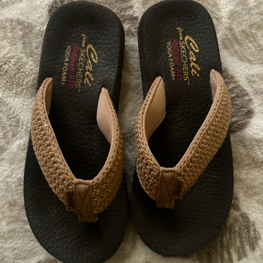 Skechers Tan and Brown Yoga Foam Sandals